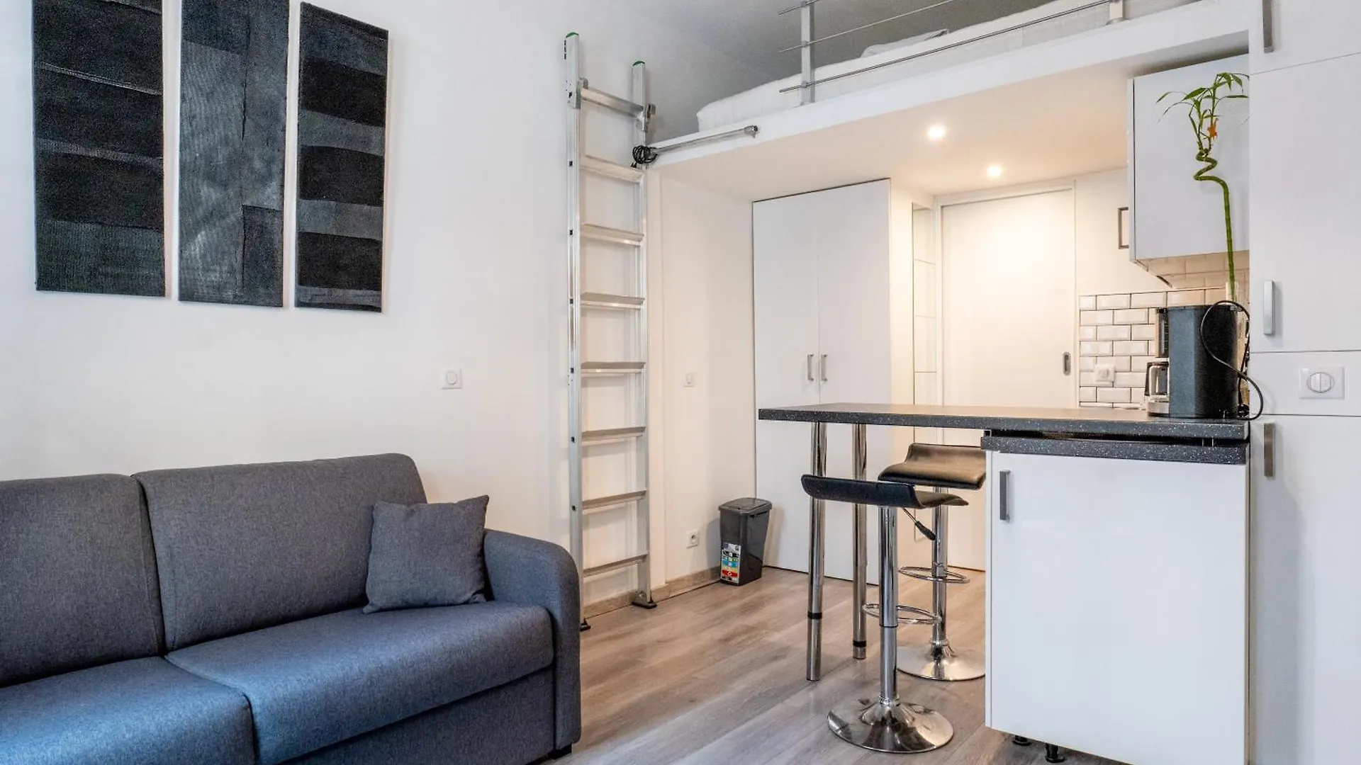 Apartment Studio Au Centre De Paris France